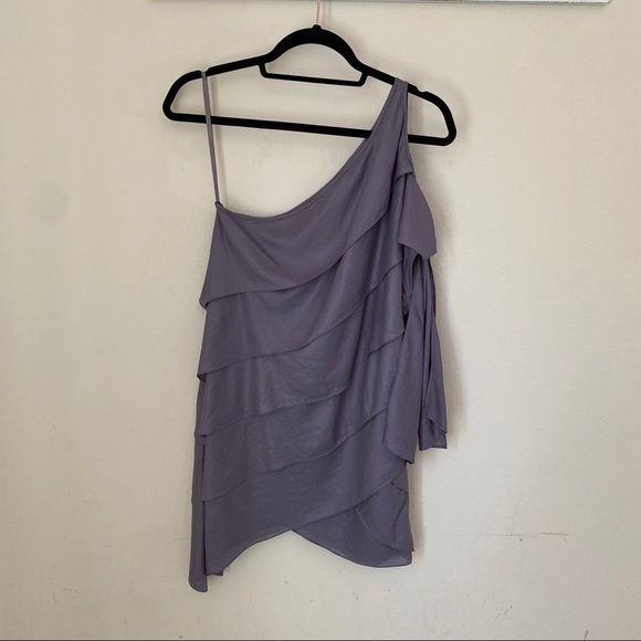 BCBG Gray 1 Shoulder Tie Sleeve Ruffle Layer Dress - Picture 7 of 10